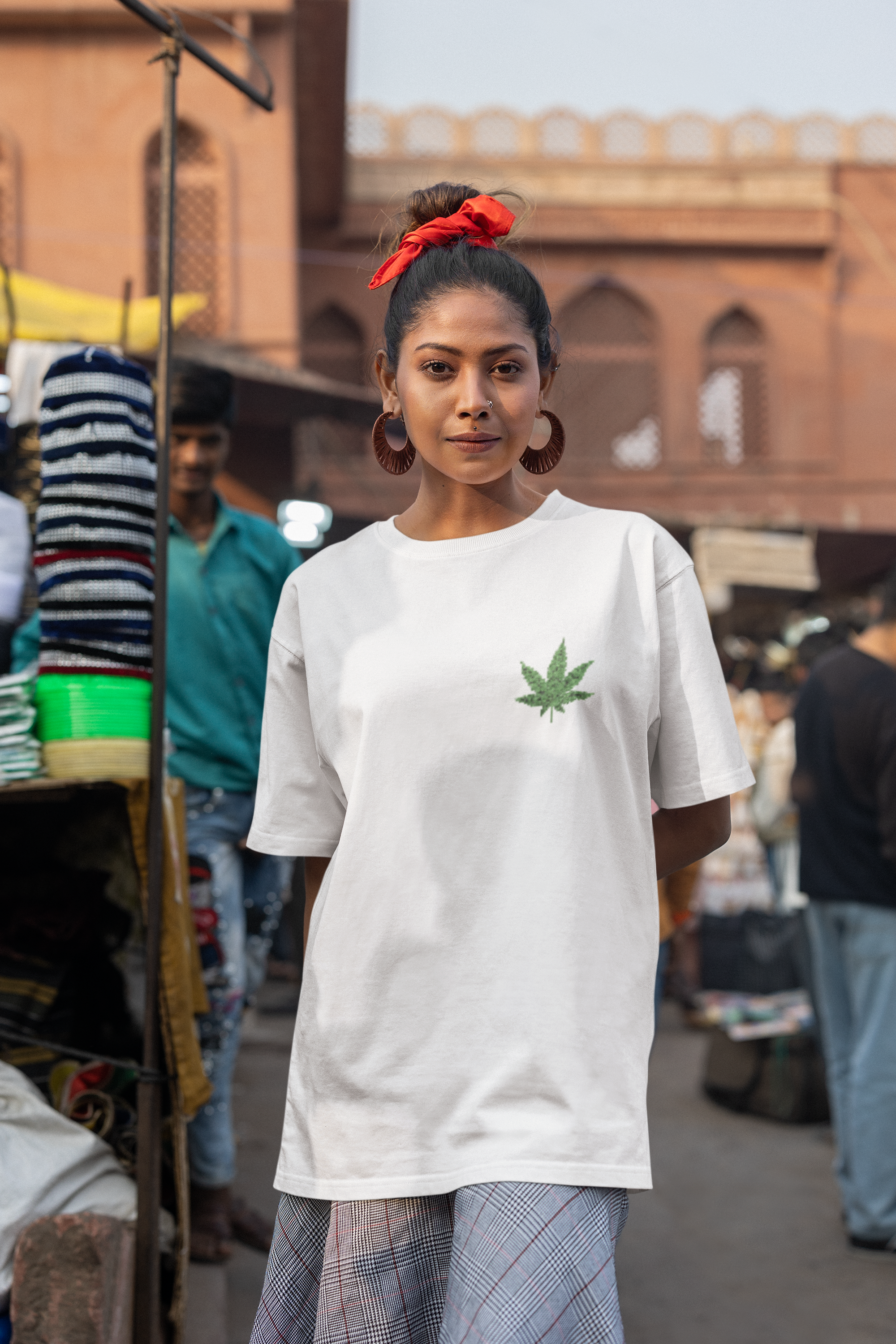 Green cannabis leaf Unisex Oversized Classic T-Shirt
